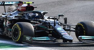 Lewis Hamilton 1st F1 Driver To Reach 100 Wins With Victory At Russian Grand Prix