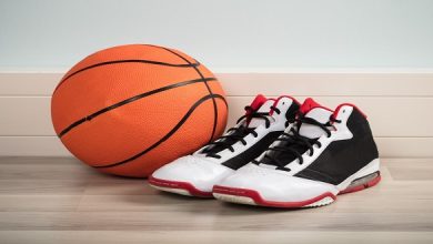 4 Things To Look For in the Best Sneakers for Basketball Players